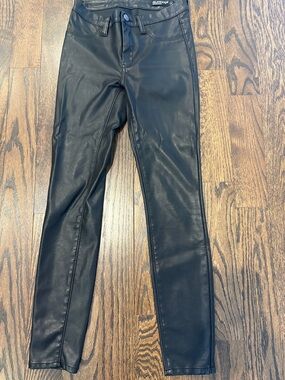 Blank NYC Black Faux Leather Skinny Jeans Size 25
